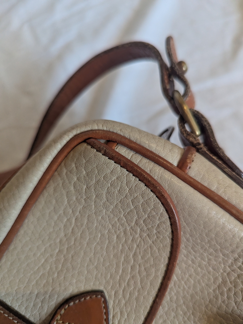Vintage Dooney & Bourke Leather Cream Tan Crossbody Bag USA - Picture 12 of 12
